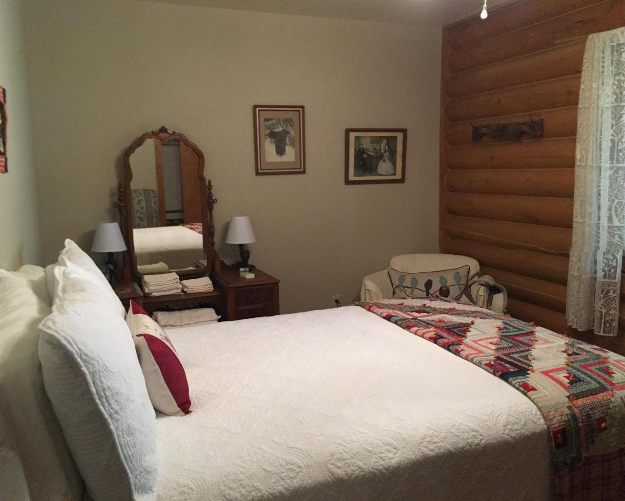 Canyon Wren Bed And Breakfast Блаф Екстериор снимка