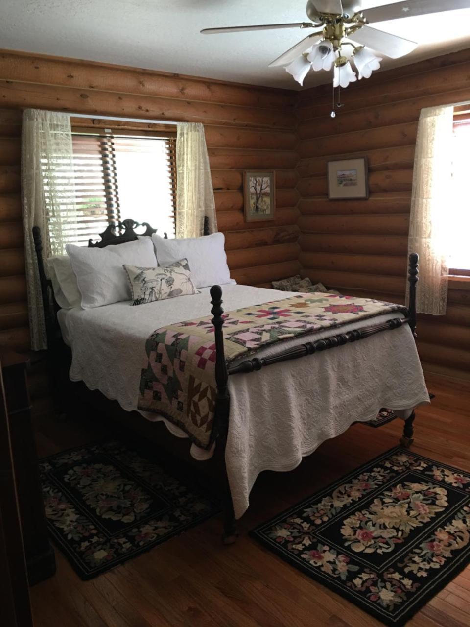 Canyon Wren Bed And Breakfast Блаф Екстериор снимка